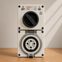Highline 4 Pin 10amp Round Surface Switched Socket Combination IP66 - Three Phase - Impact And Chemical Resistant
