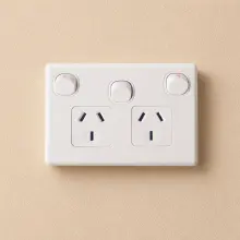 Highline Double Power Point With Extra Switch 10 Amp - White - SGPO2X