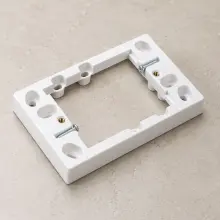 18mm Mounting Block White